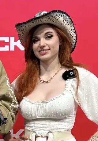 Amouranth