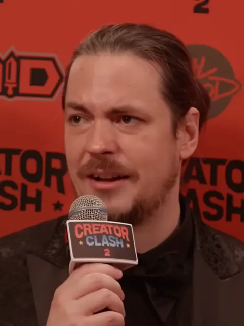 Arin Hanson